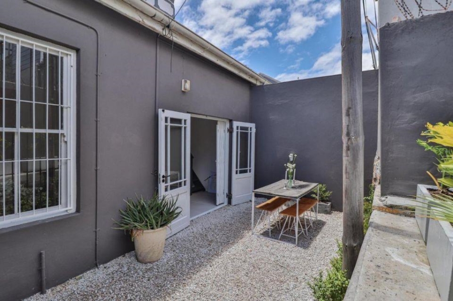 To Let 3 Bedroom Property for Rent in Woodstock Western Cape